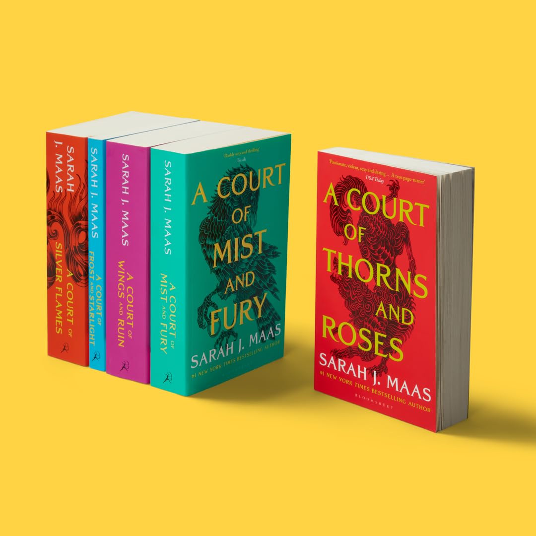 A Court of Thorns and Roses Paperback Box Set (5 books) : The first five books of the hottest fantasy series and TikTok sensation