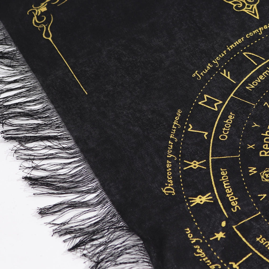 Ancient Witch Pendulum Divination Cloth - Sun Face - Black & Gold Clothes