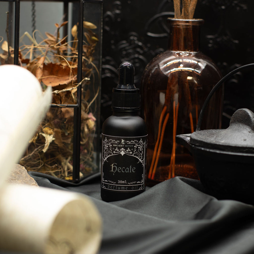 Ancient Witch Perfume Oil - Hecate 30ml Oils
