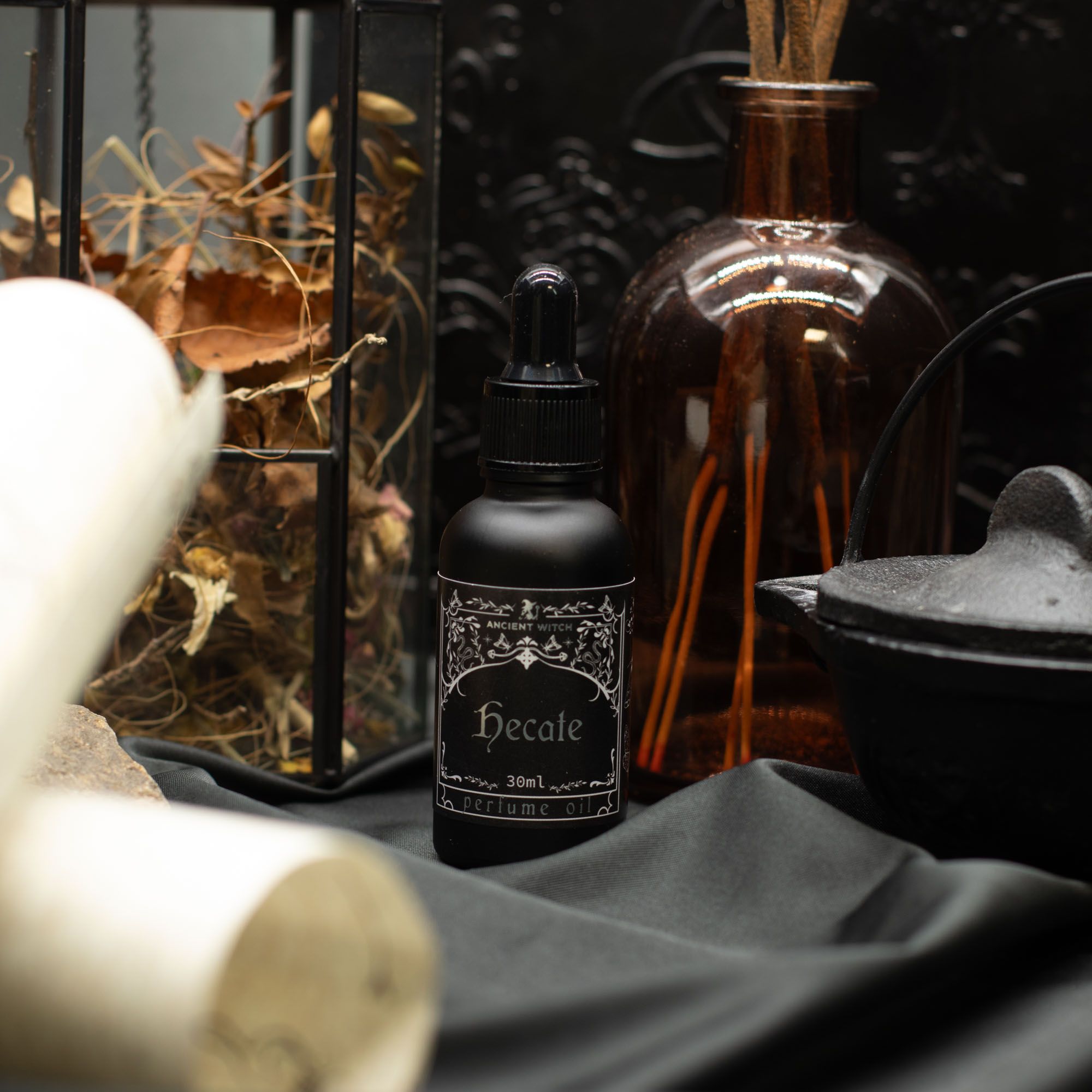 Ancient Witch Perfume Oil - Hecate 30ml Oils