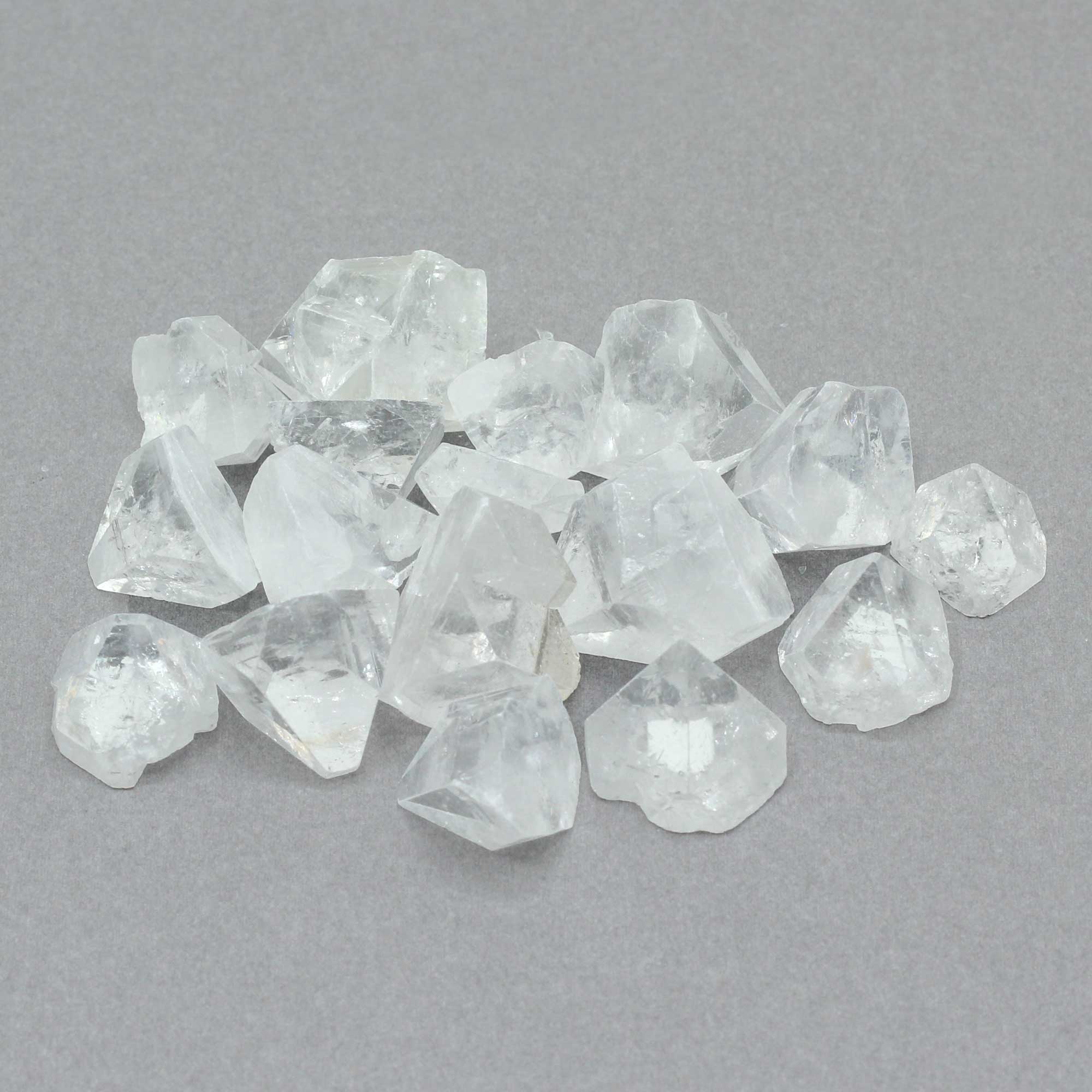 Apophyllite Tips  Med Size (12-20mm) - 100gms From Witch, Please!