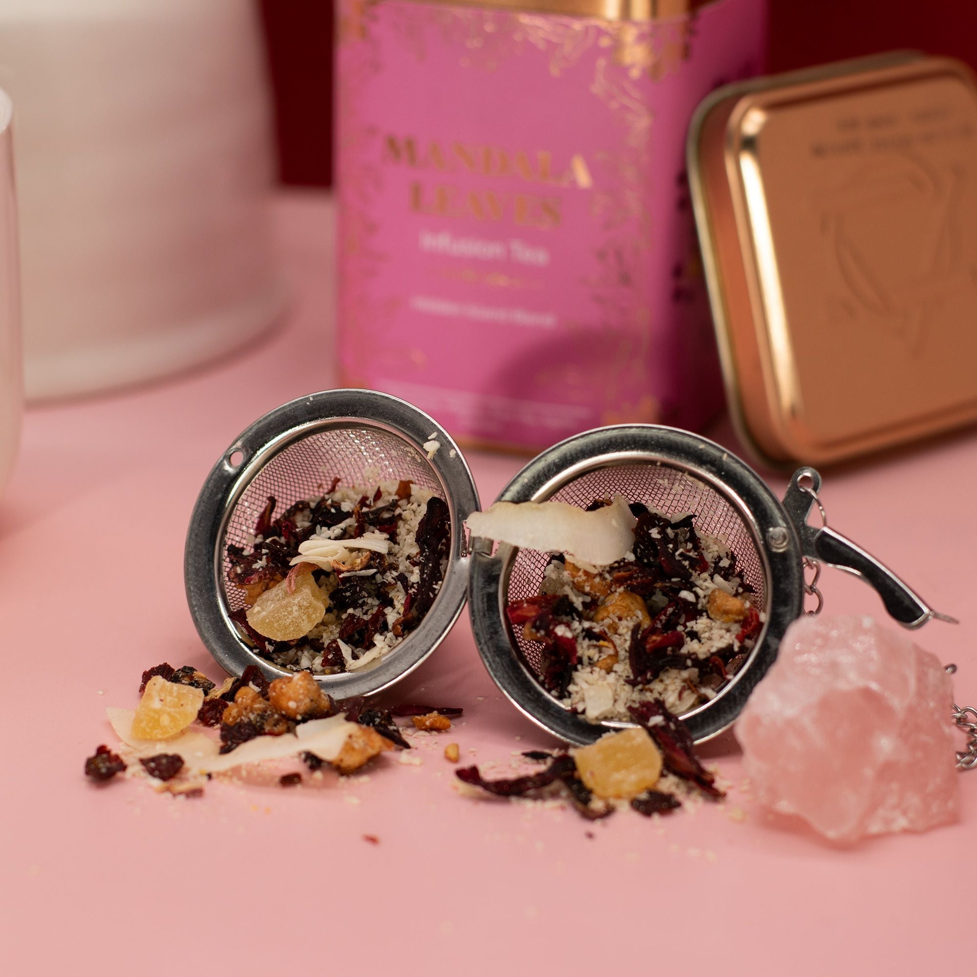 Artisan Tea 50g Tin - Hidden Islands Blend & Matcha In Tins