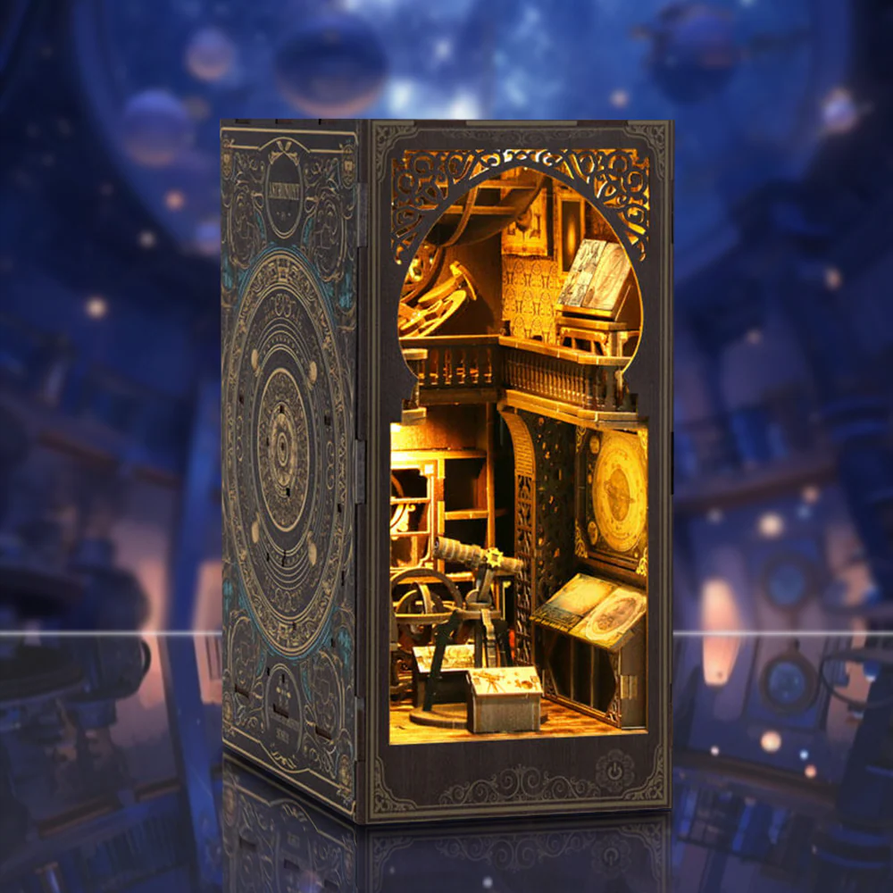 Astronomy Museum Book Nook Game