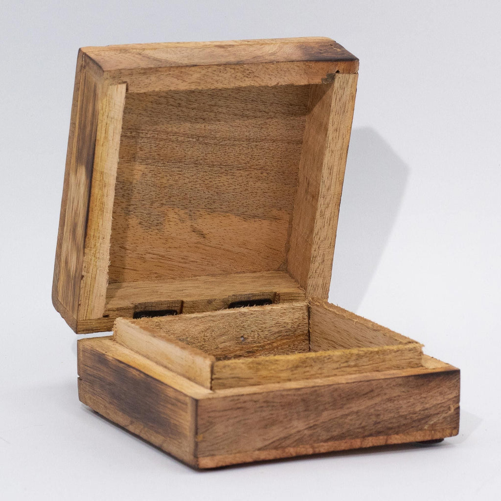 Big Square Box 15x17.5x8cm - Mushroom Design Maroon Enamelled Boxes and Trays