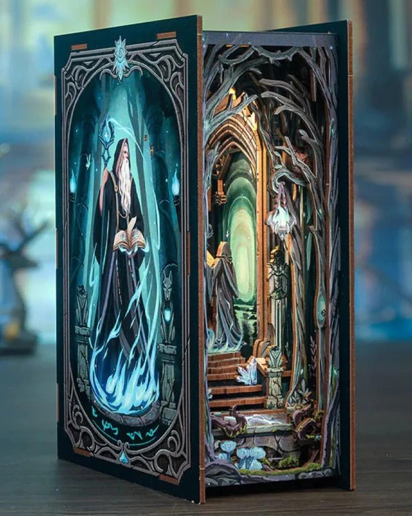 Gate of Wonderland Book Nook Game