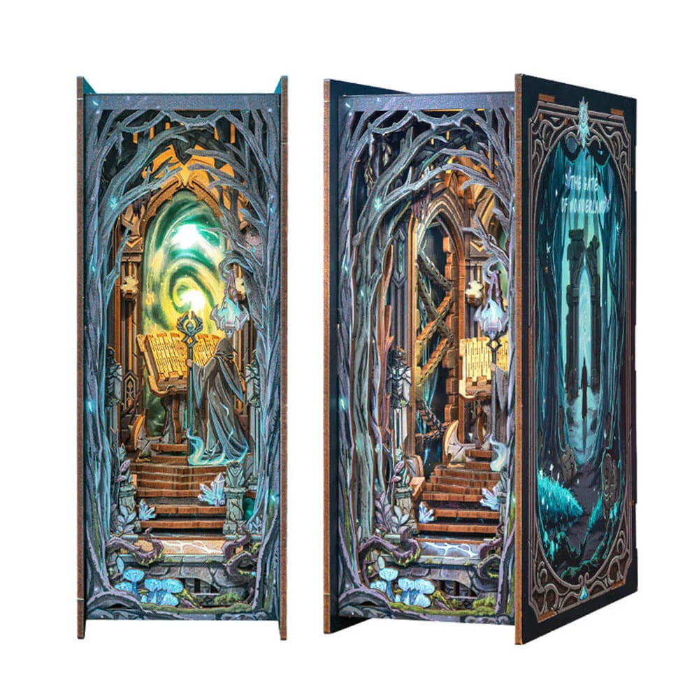 Gate of Wonderland Book Nook Game