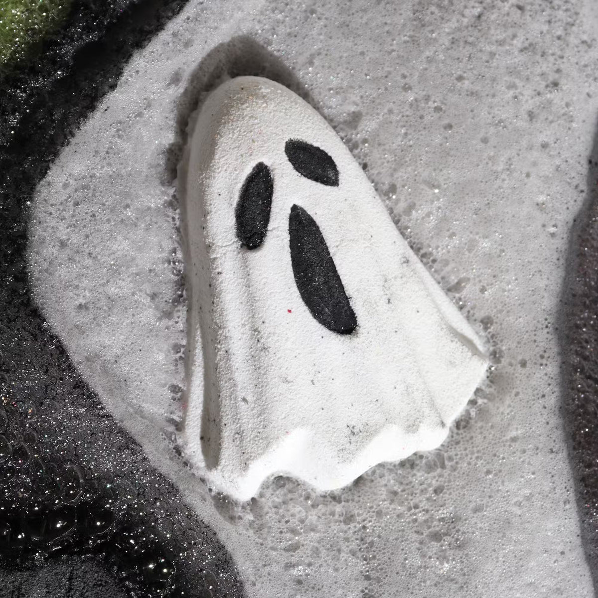 Ghost Halloween Bath Bomb 65g bombs - 180g