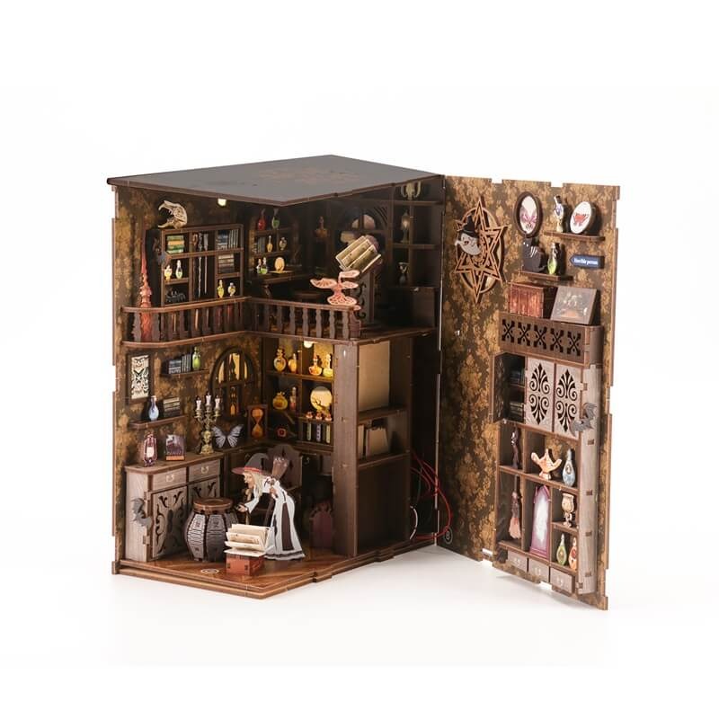 Magic Night Book Nook Game