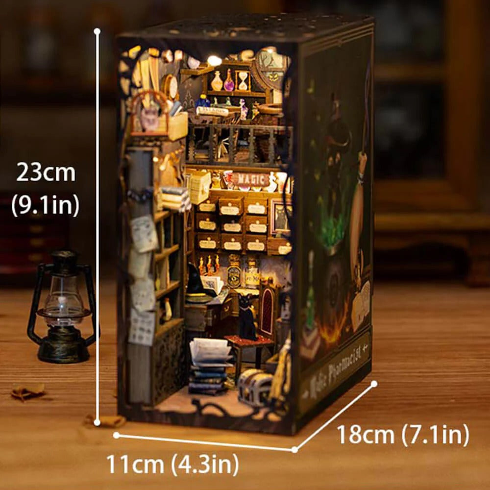 Magic Pharmacist Book Nook Game