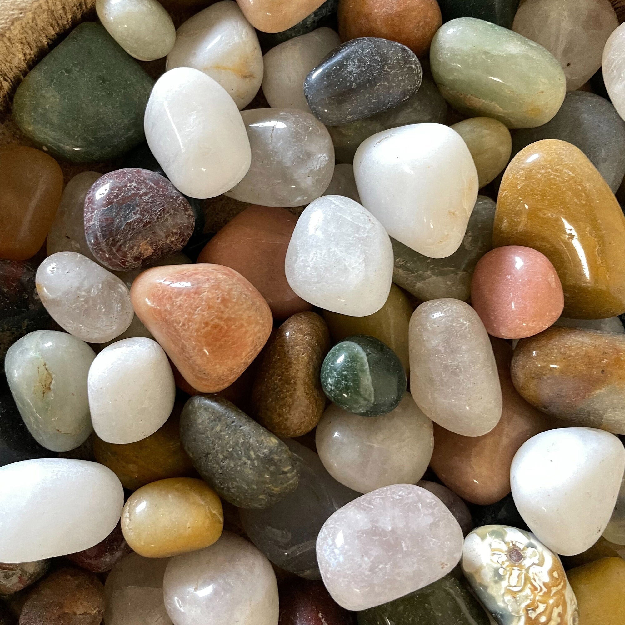 Mixed Gemstones 1kg From Witch, Please!