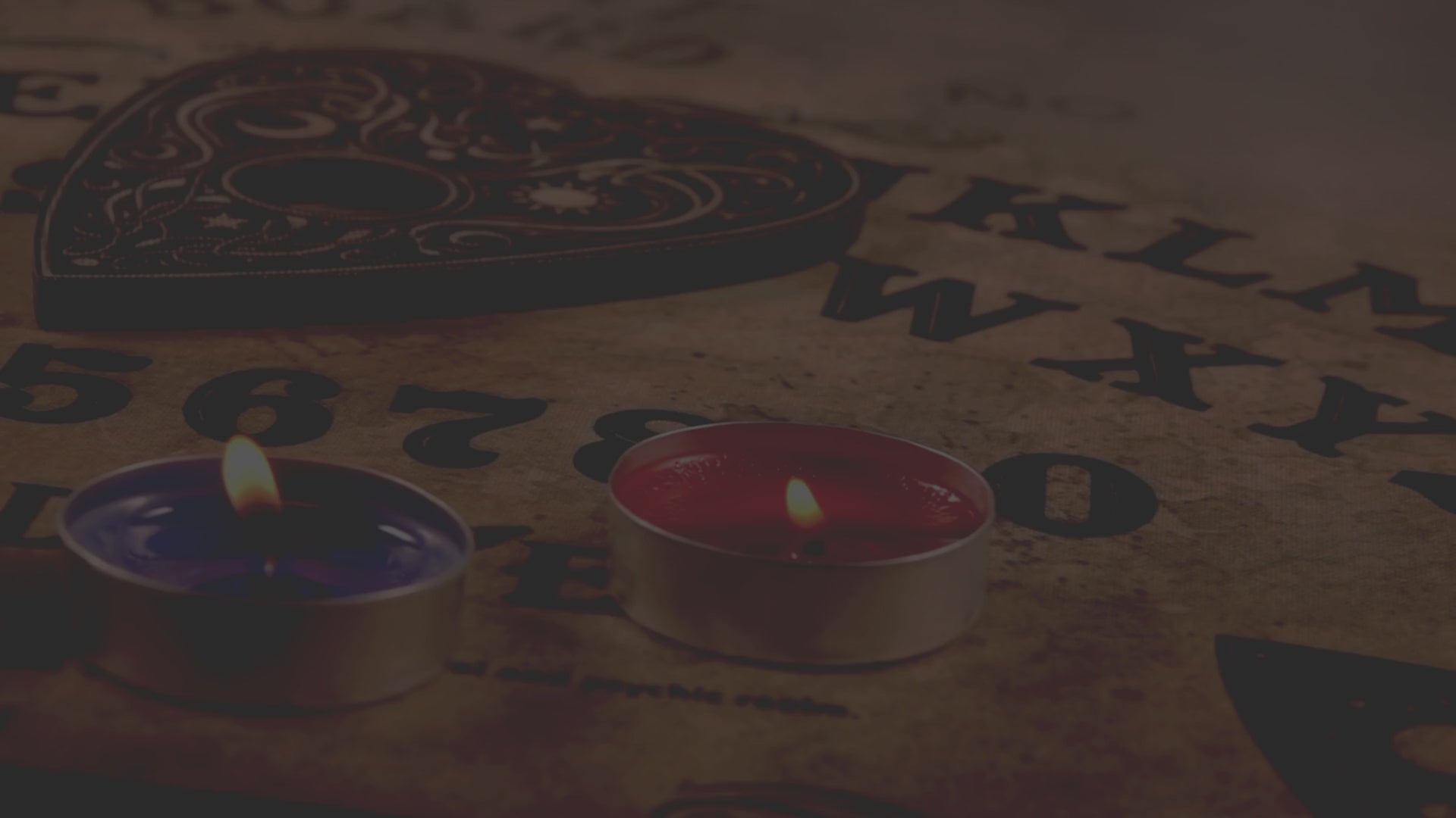 Load video: Tarot, Crystals and Enchanting Gifts
