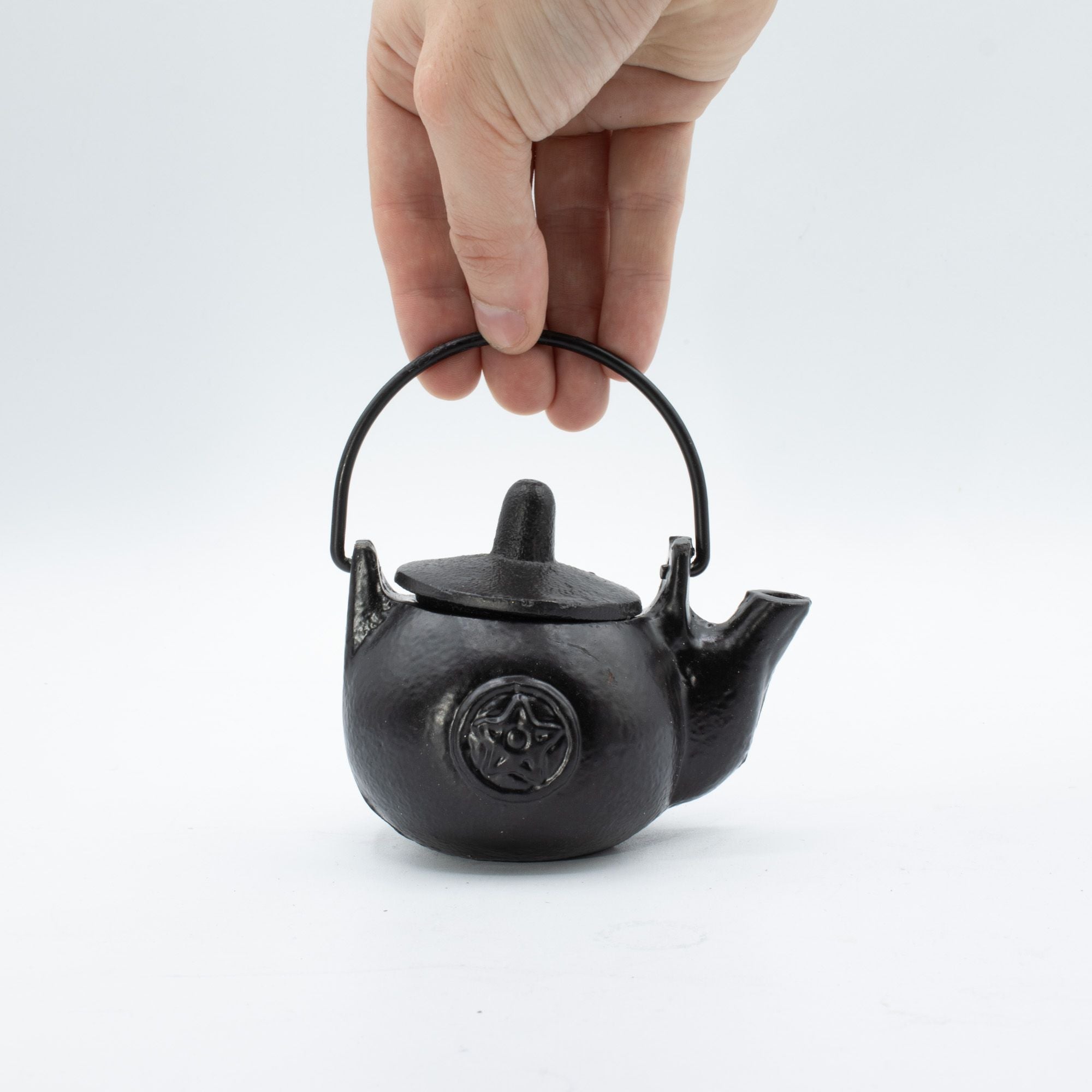 Small Cast Iron Ritual Pot with Pentagon 8x8x10cm Bowls and Cauldrons