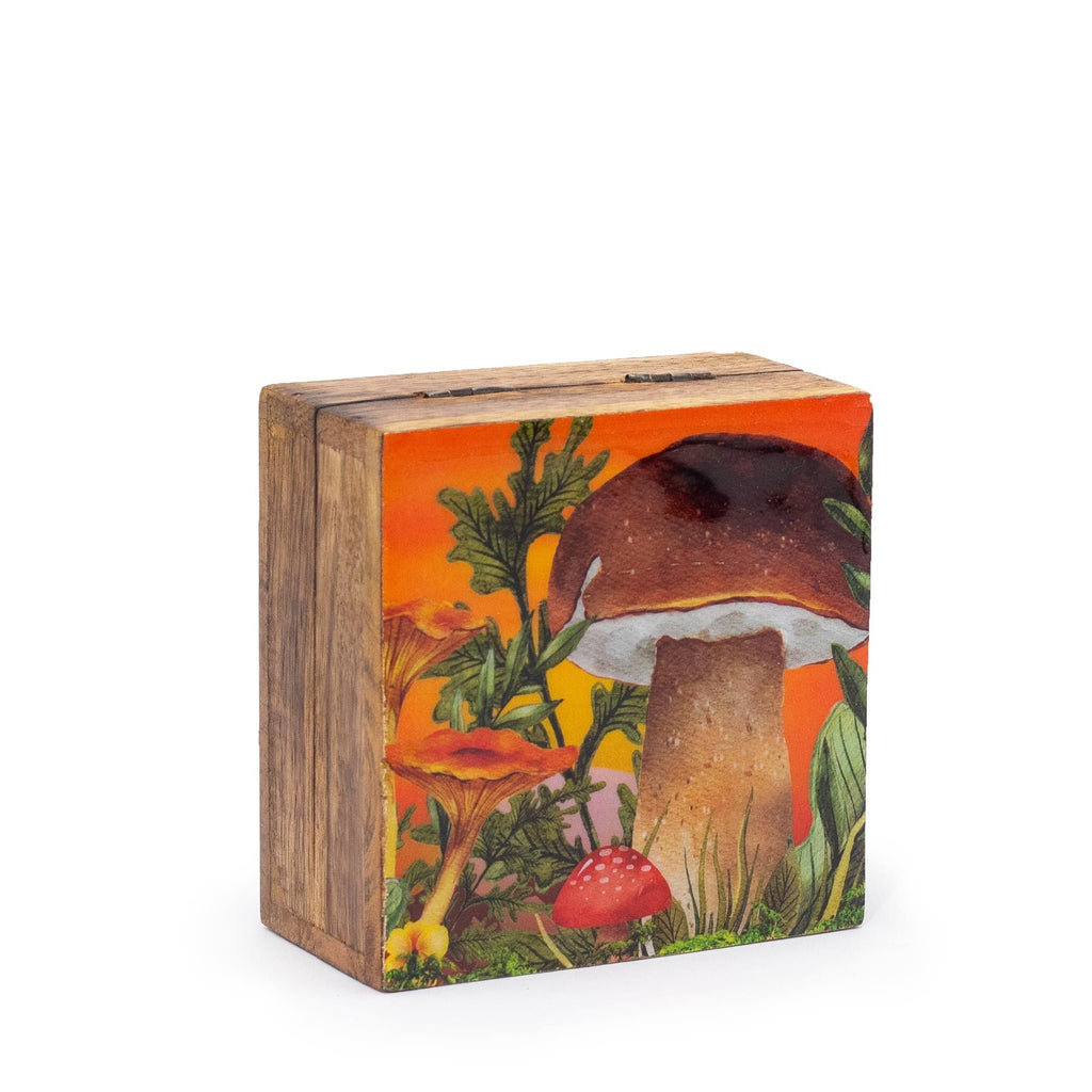 Small Enameled Square Box 10x10x4.2cm - Mushroom Design Maroon Enamelled Boxes and Trays