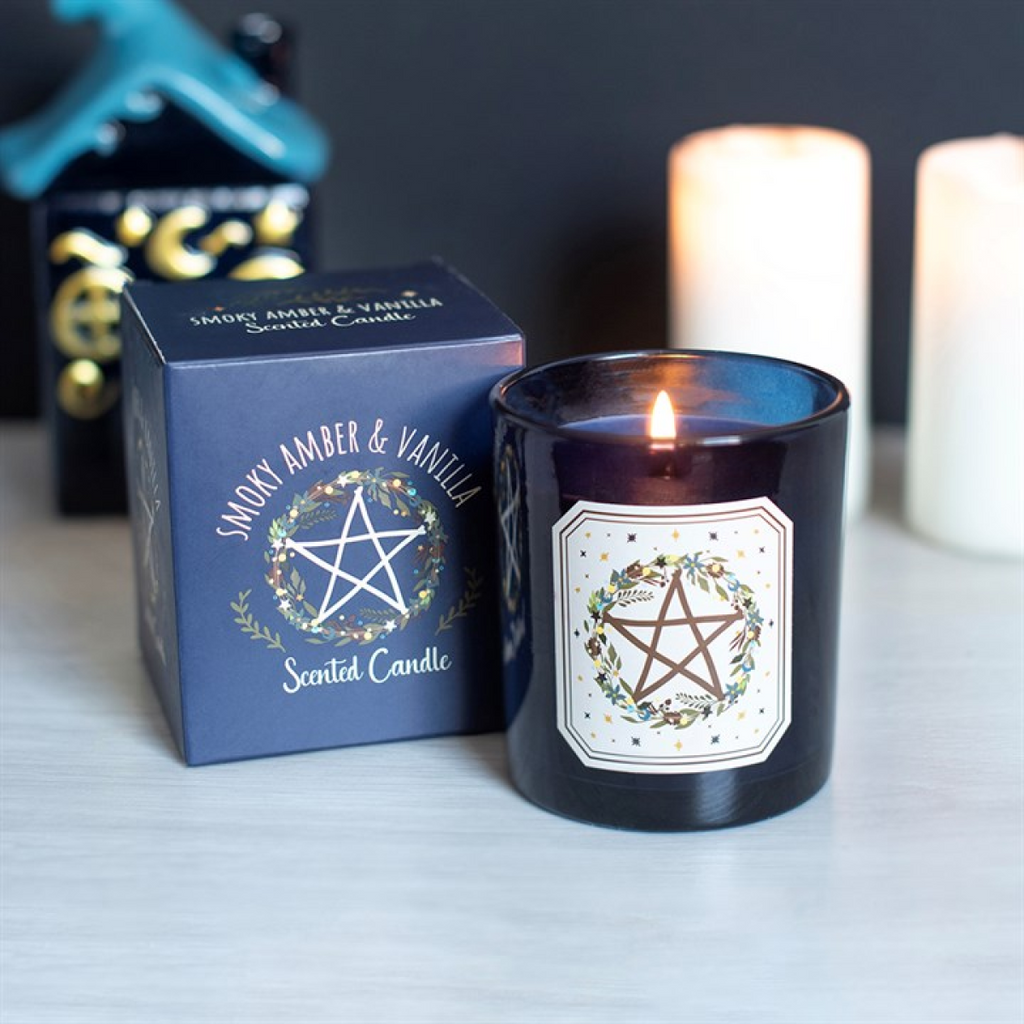 Solstice Wreath Smoky Amber & Vanilla Candle