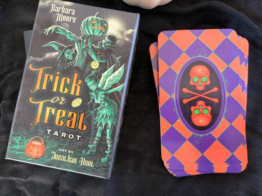 Trick or Treat Tarot : Small Kit Edition