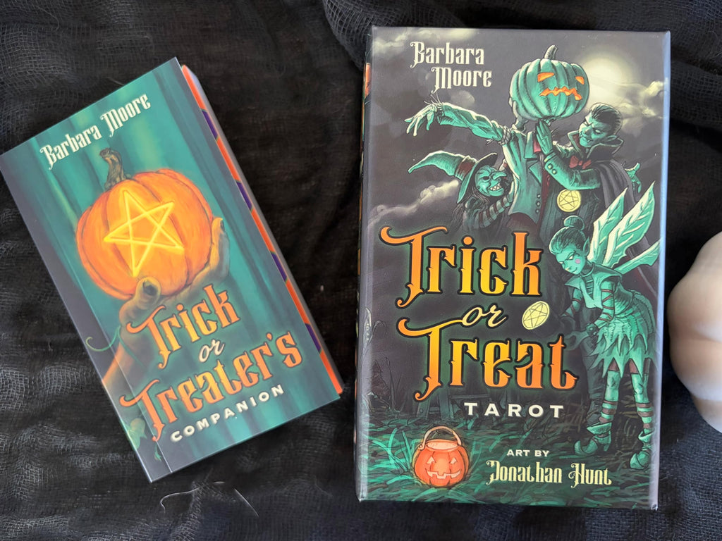 Trick or Treat Tarot : Small Kit Edition